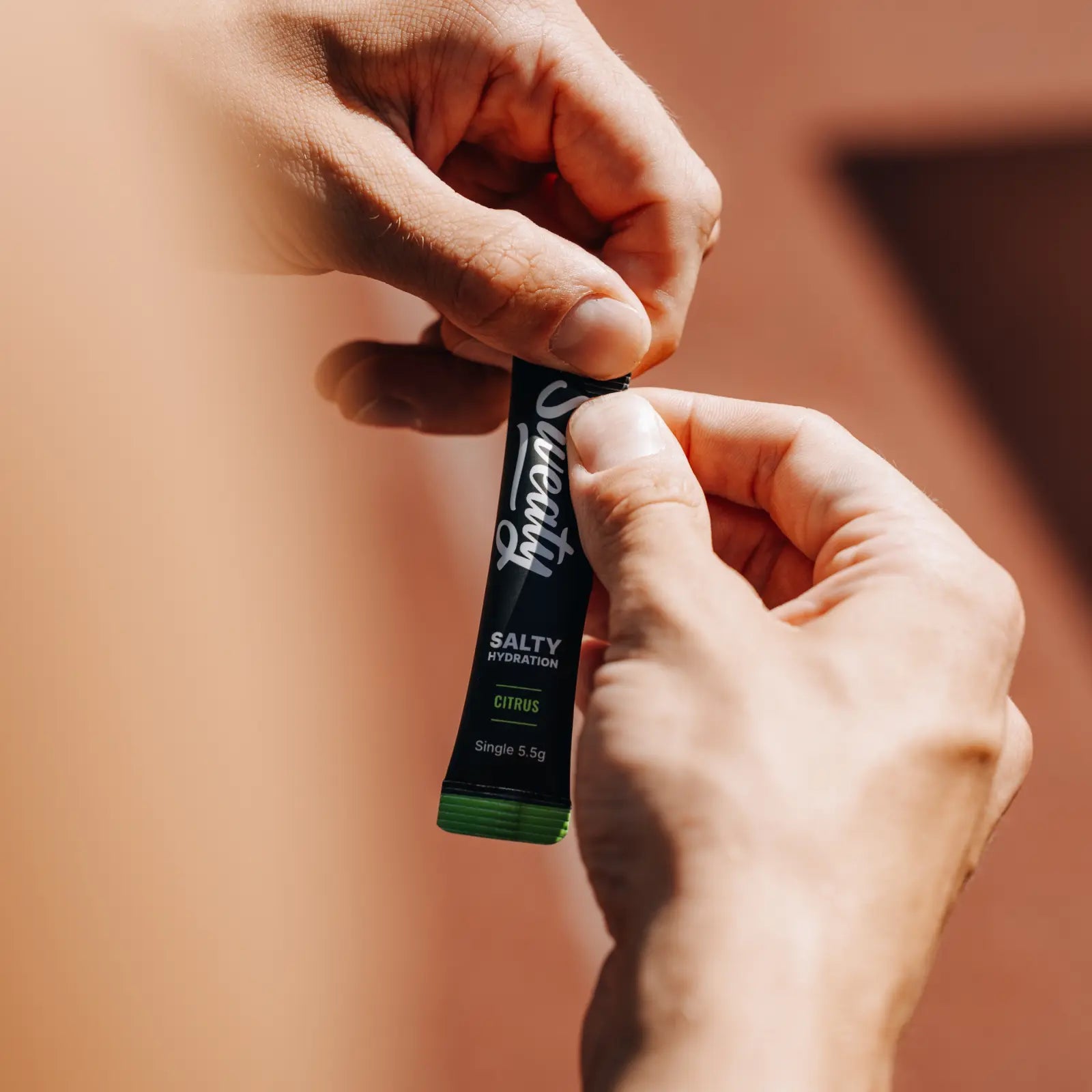 5 Signs You’re Dehydrated (and How Electrolytes Can Help)